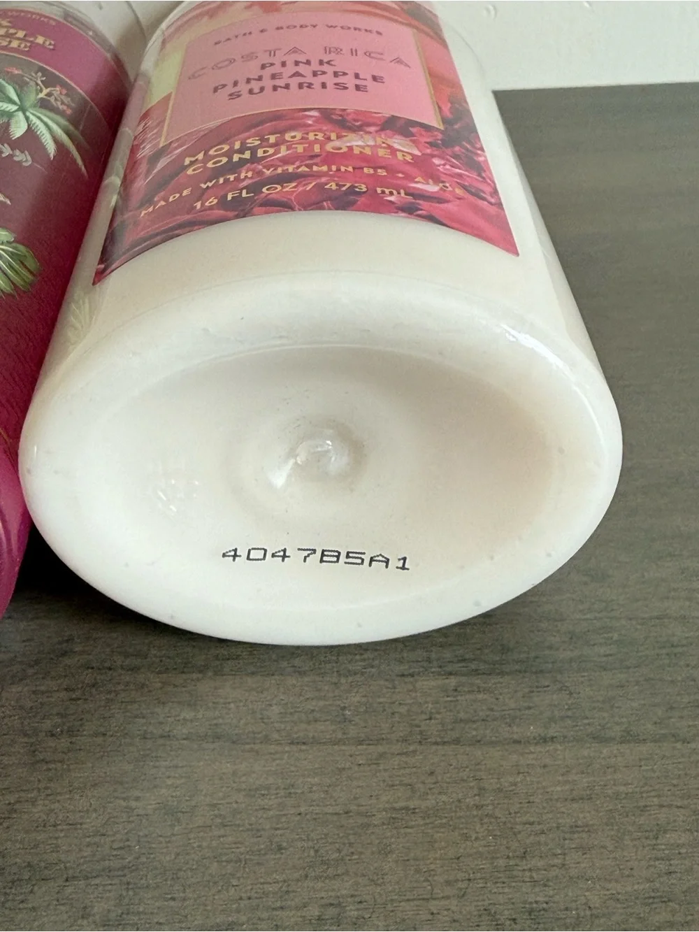 Bath & Body Works Pink Pineapple Sunrise Body Care Trio
